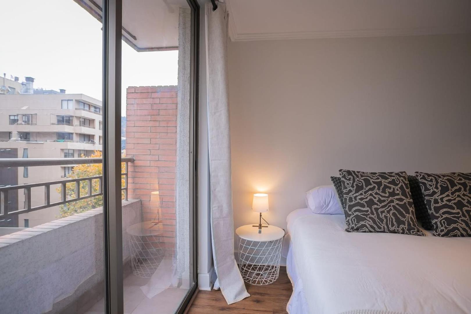Descubre El Vibrante Barrio Andres * Santiago